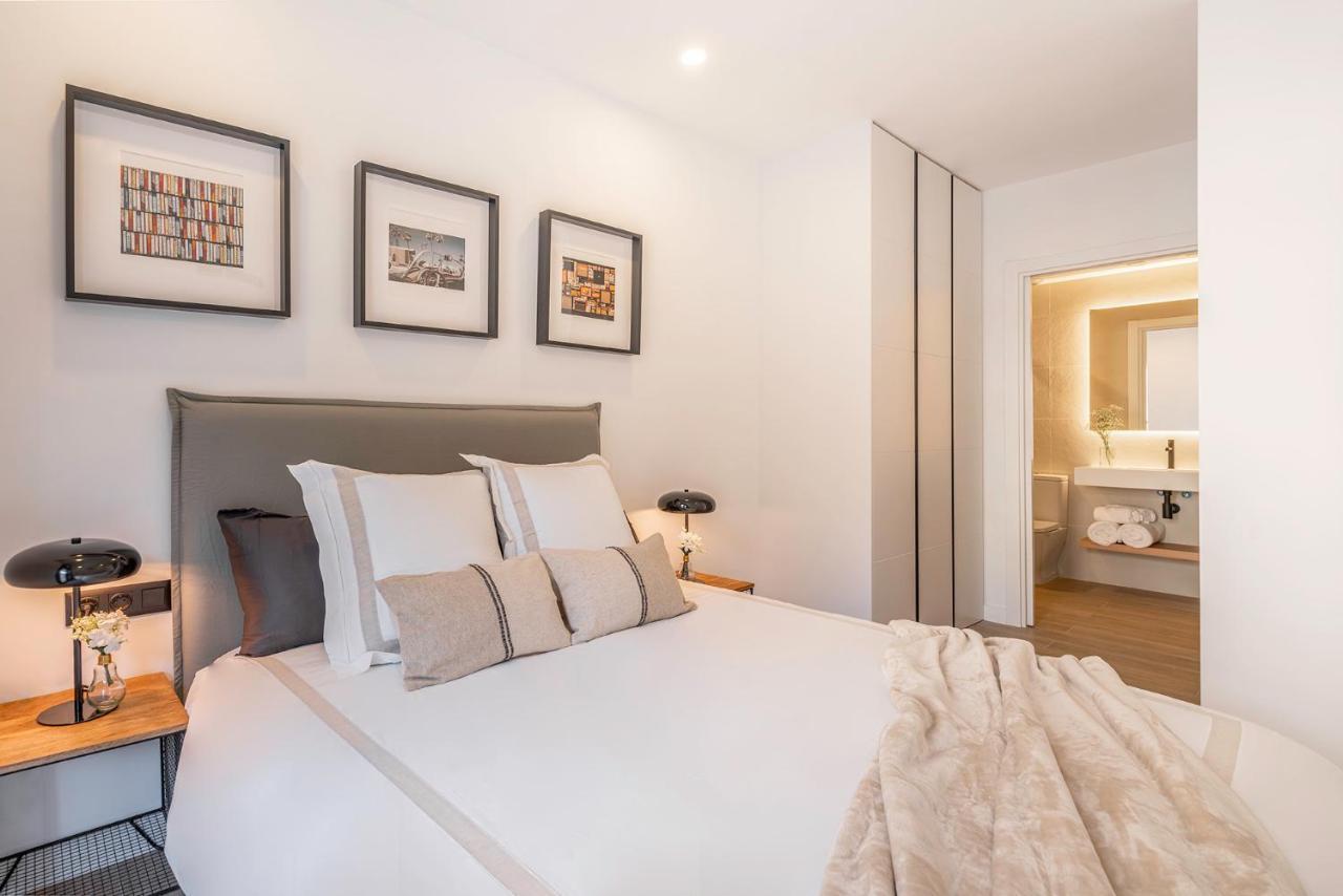 Apartsnoubcn Equador Les Corts Barcelona Exterior foto