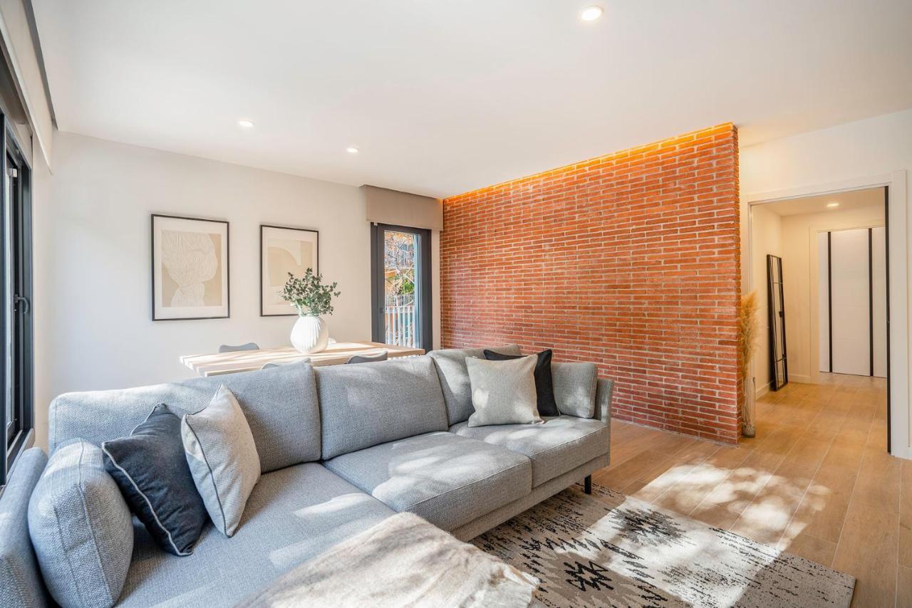Apartsnoubcn Equador Les Corts Barcelona Exterior foto