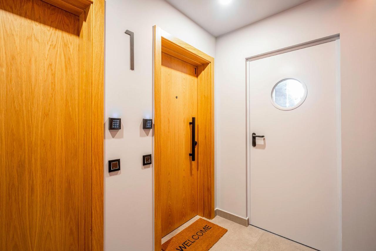Apartsnoubcn Equador Les Corts Barcelona Exterior foto