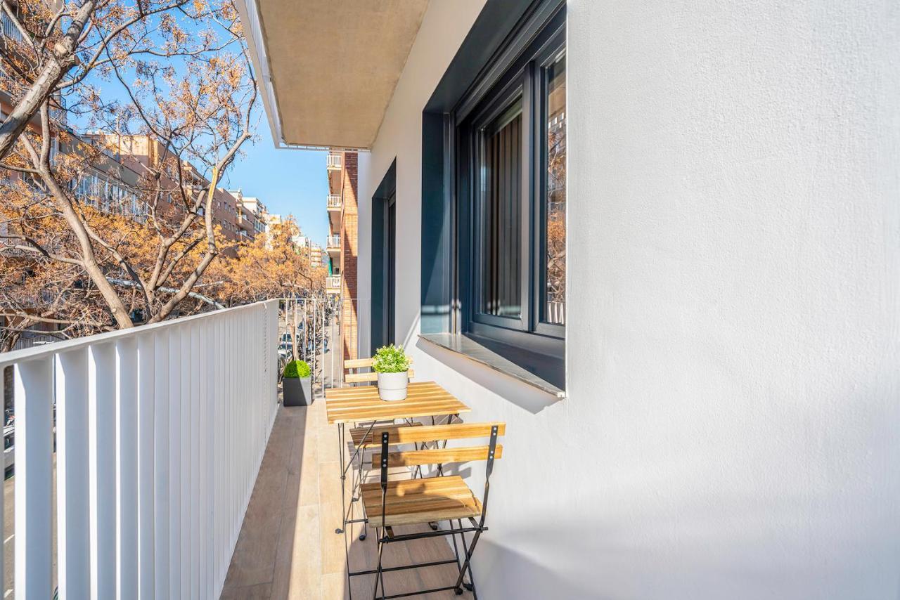 Apartsnoubcn Equador Les Corts Barcelona Exterior foto