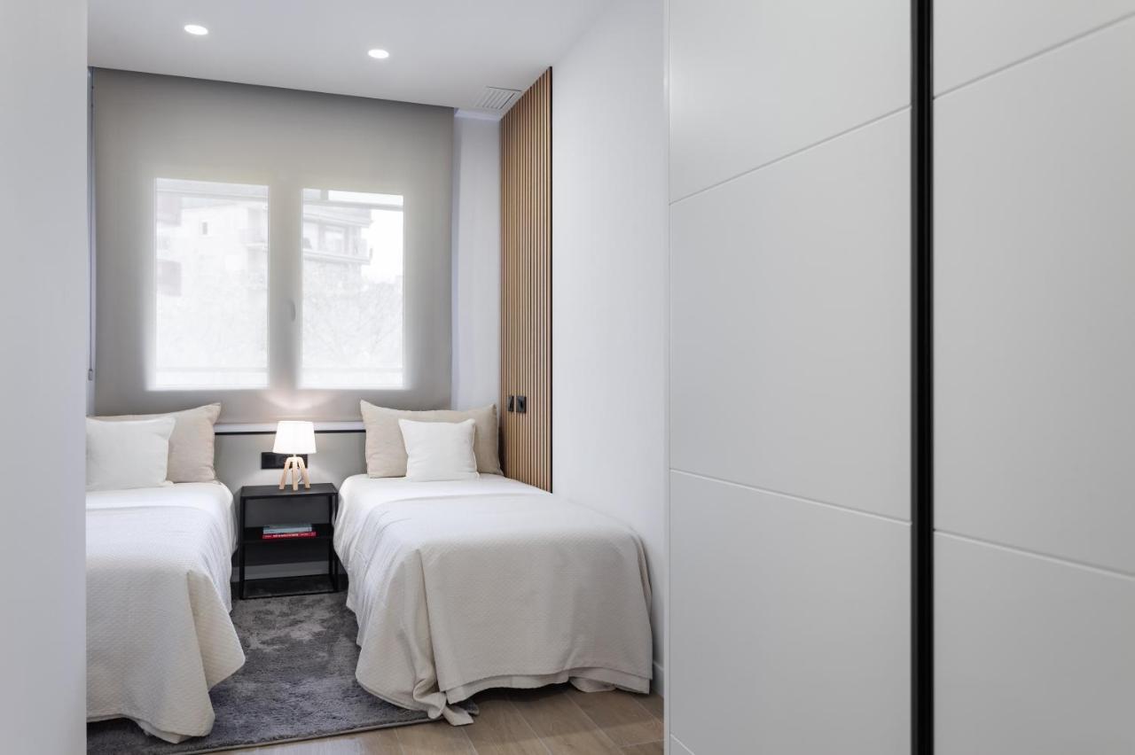 Apartsnoubcn Equador Les Corts Barcelona Exterior foto
