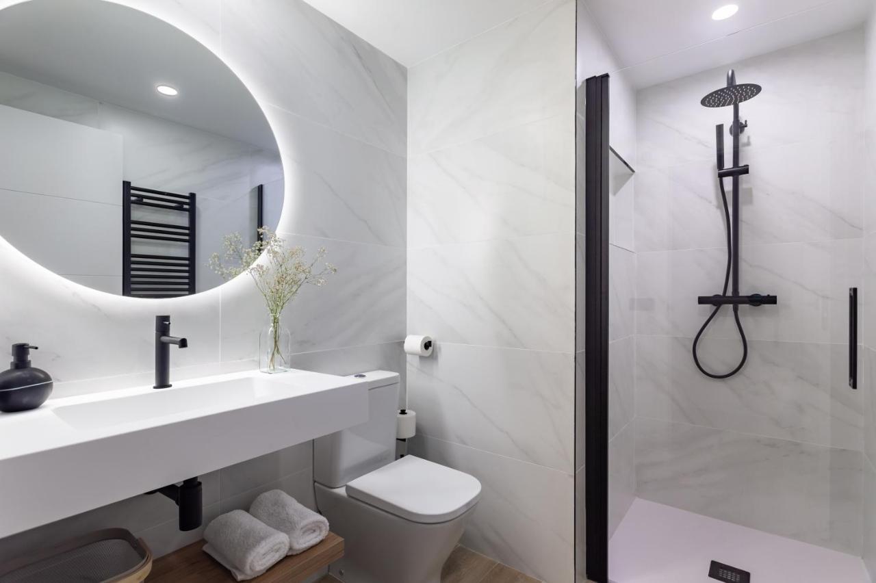 Apartsnoubcn Equador Les Corts Barcelona Exterior foto