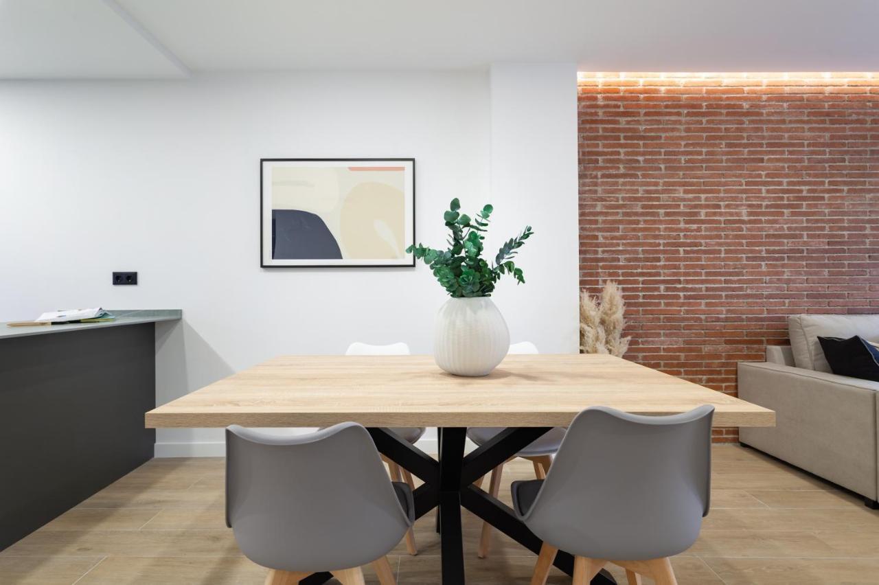 Apartsnoubcn Equador Les Corts Barcelona Exterior foto